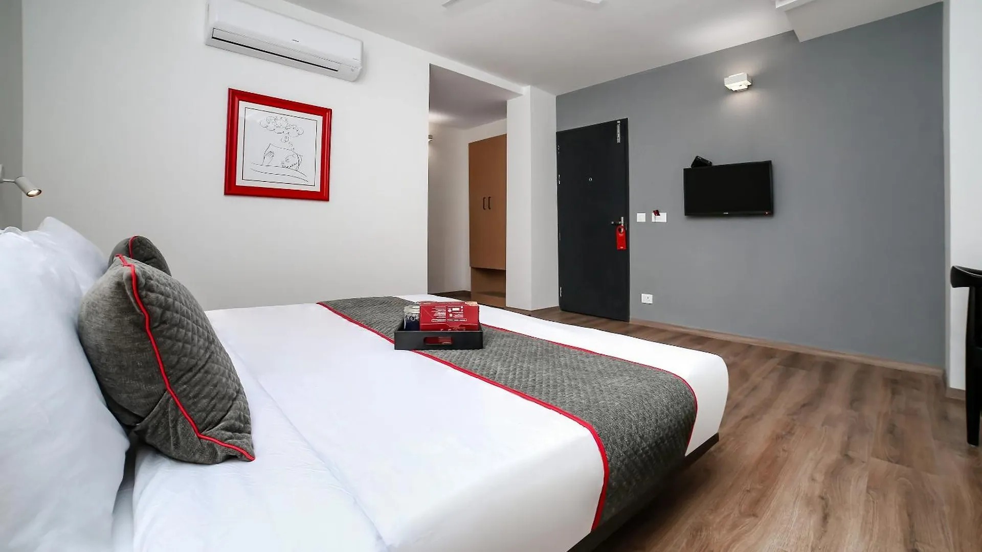 Collection O Townhouse 069 Hotel Gurgaon