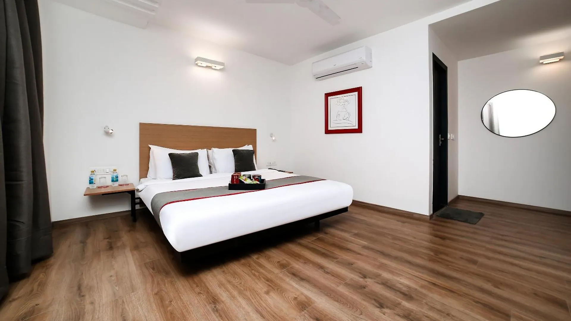 Collection O Townhouse 069 Hotel Gurgaon
