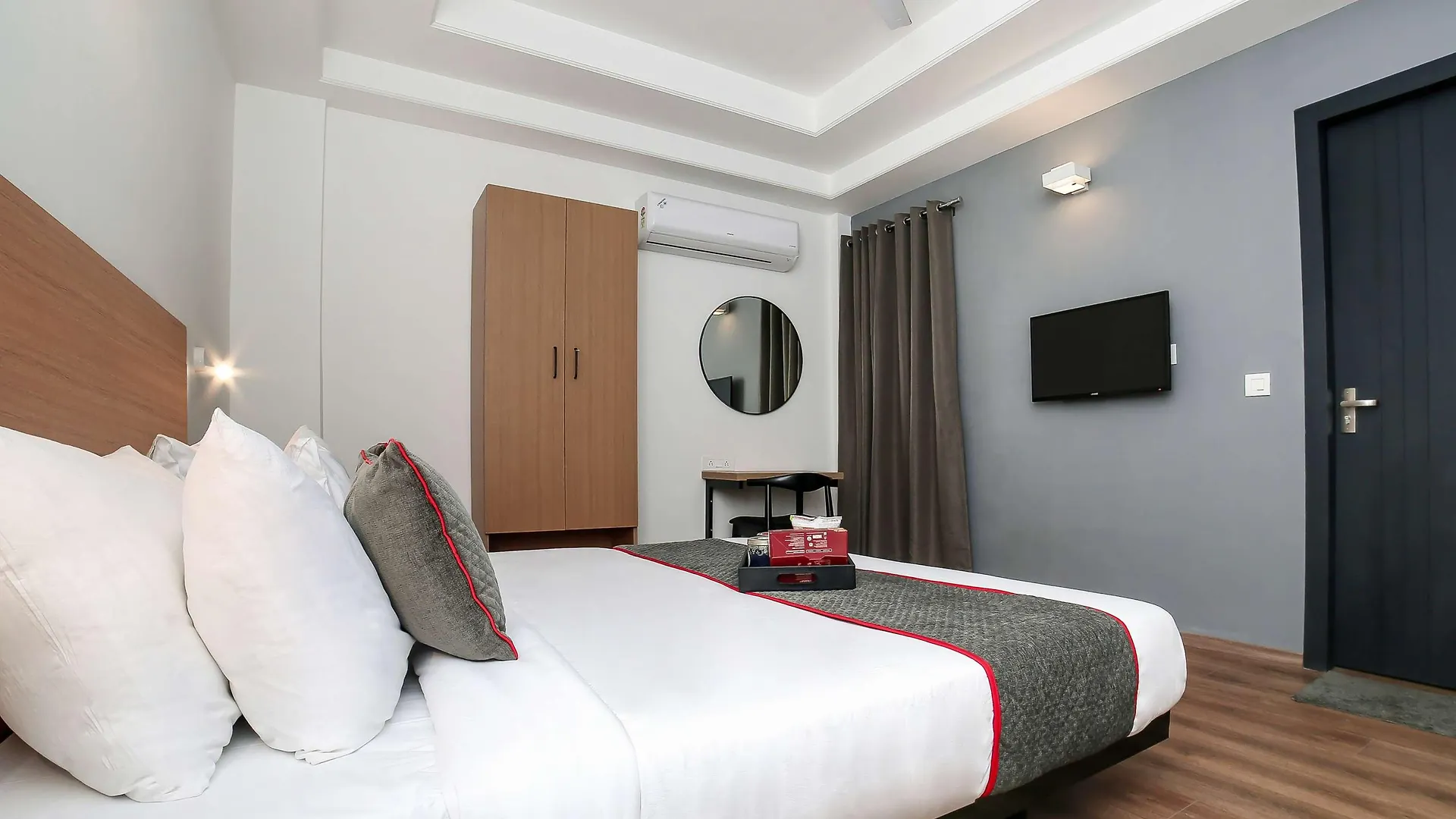 Collection O Townhouse 069 Hotel Gurgaon