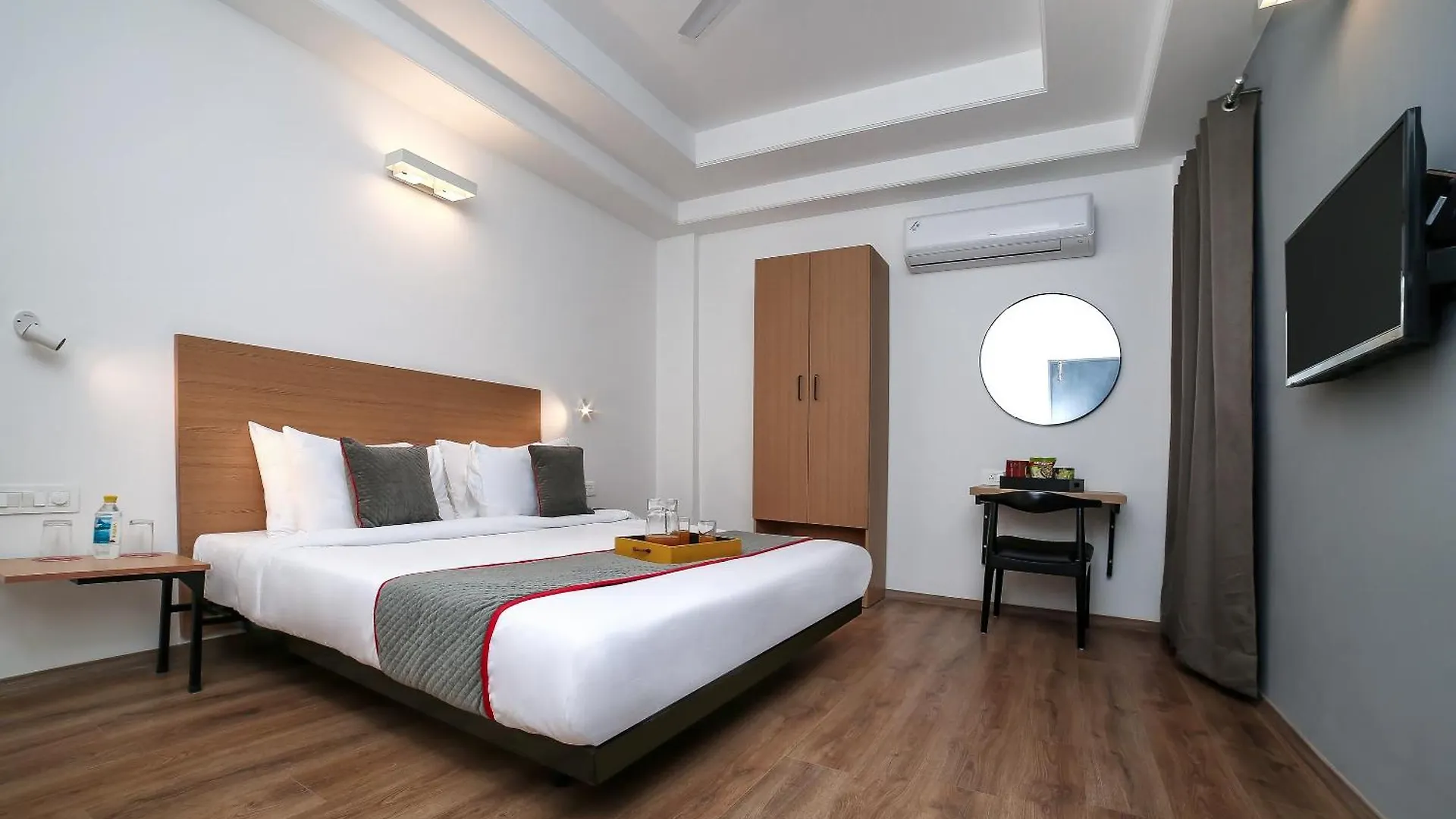 Collection O Townhouse 069 Hotel Gurgaon