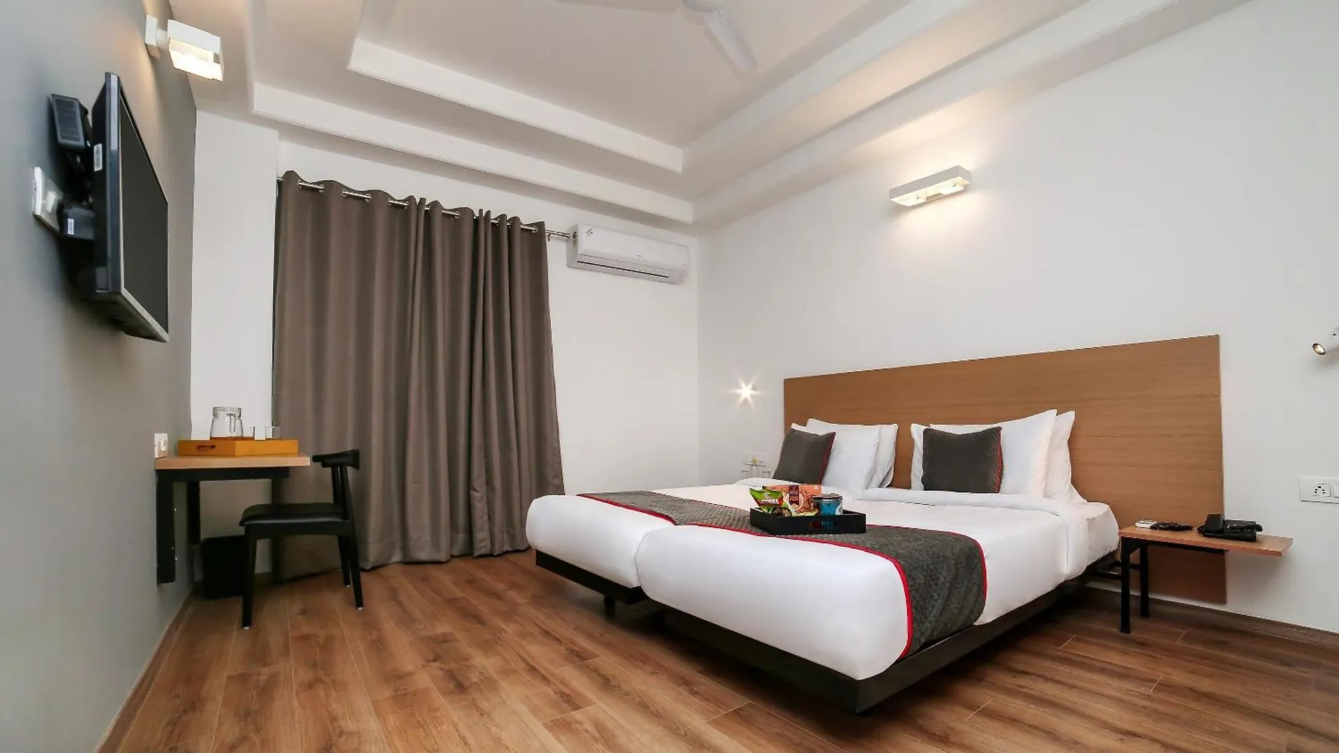 Collection O Townhouse 069 Hotel Gurgaon